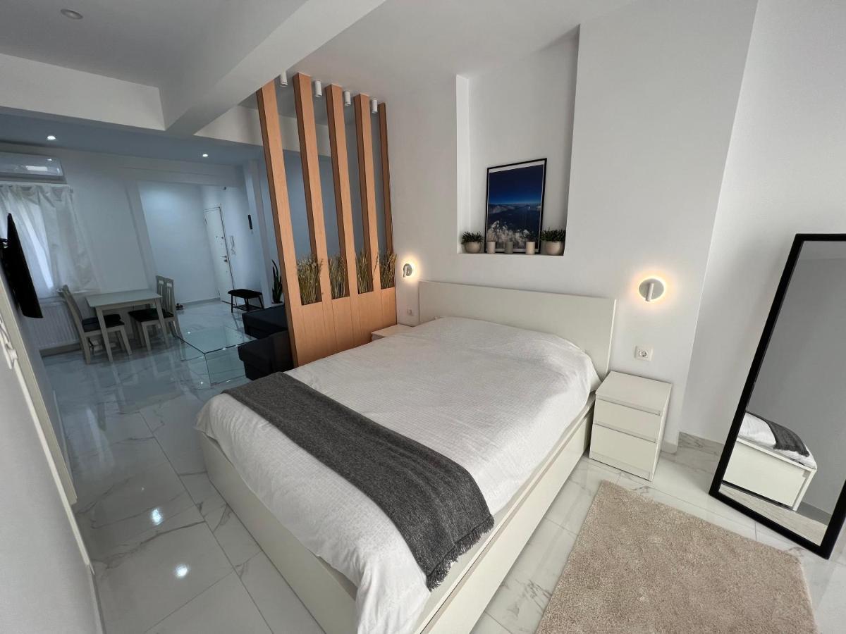 Modern 1-Bedroom Apartment In The City Center Thessaloníki Eksteriør billede